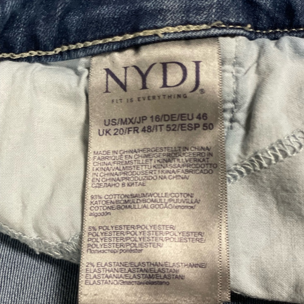 NYDJ Barbara Bootcut Jeans Size 16 Short with Lift Tuck Technology - Picture 8 of 11